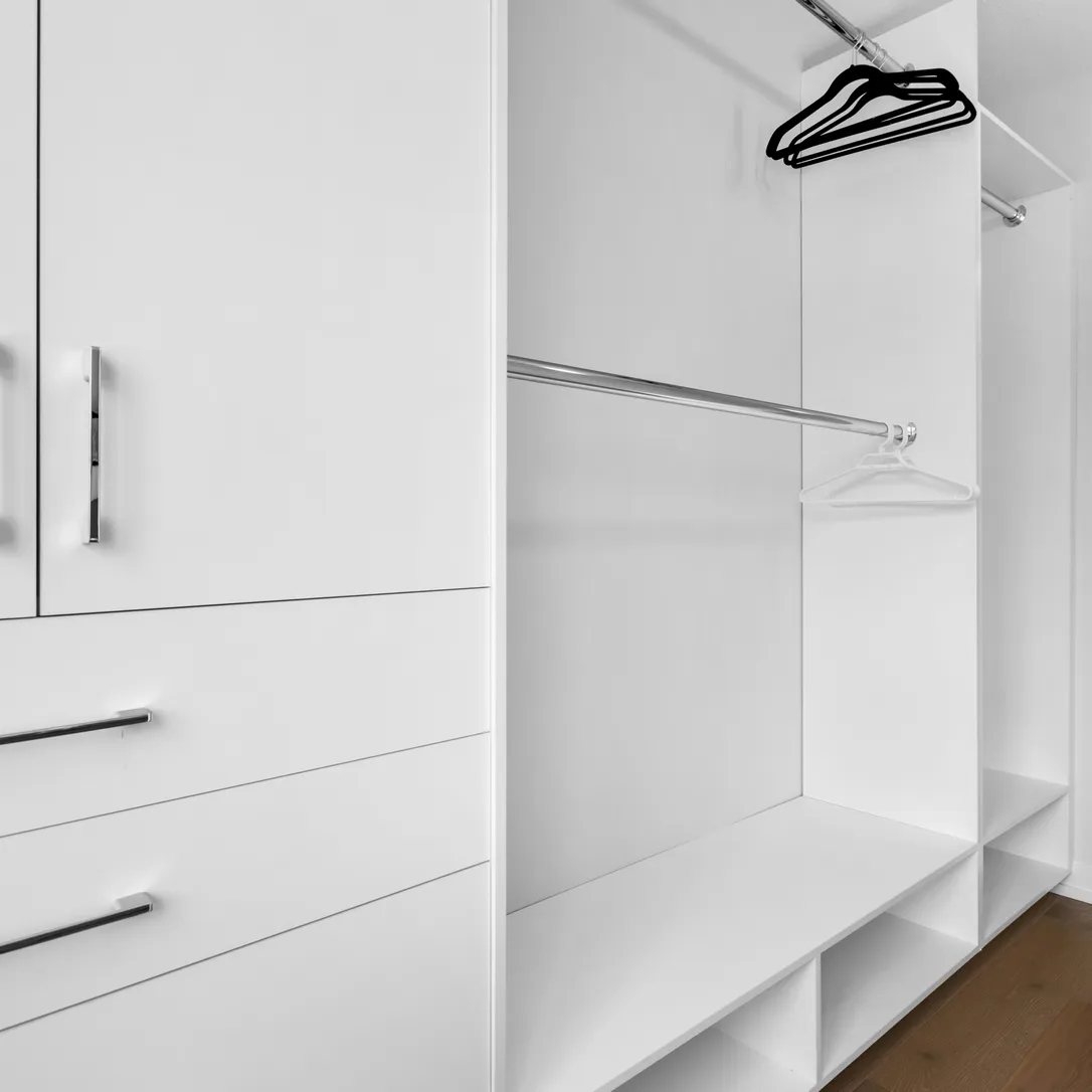 Closet Assembly